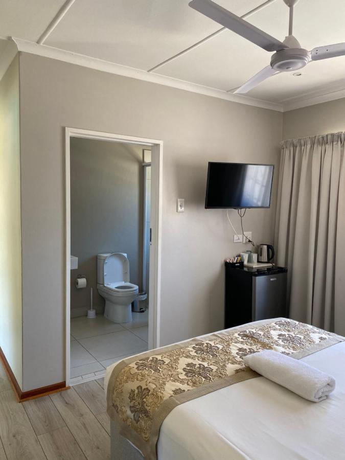Savoy Hotel Fort Beaufort Exterior foto